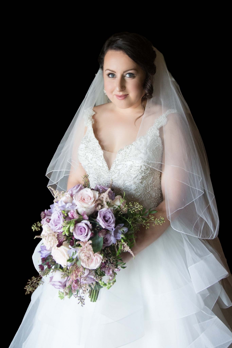 bridal wedding photography with bouquet