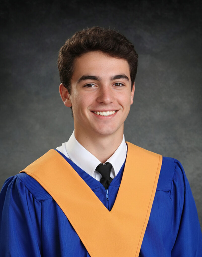 mvhs graduate portrait 2